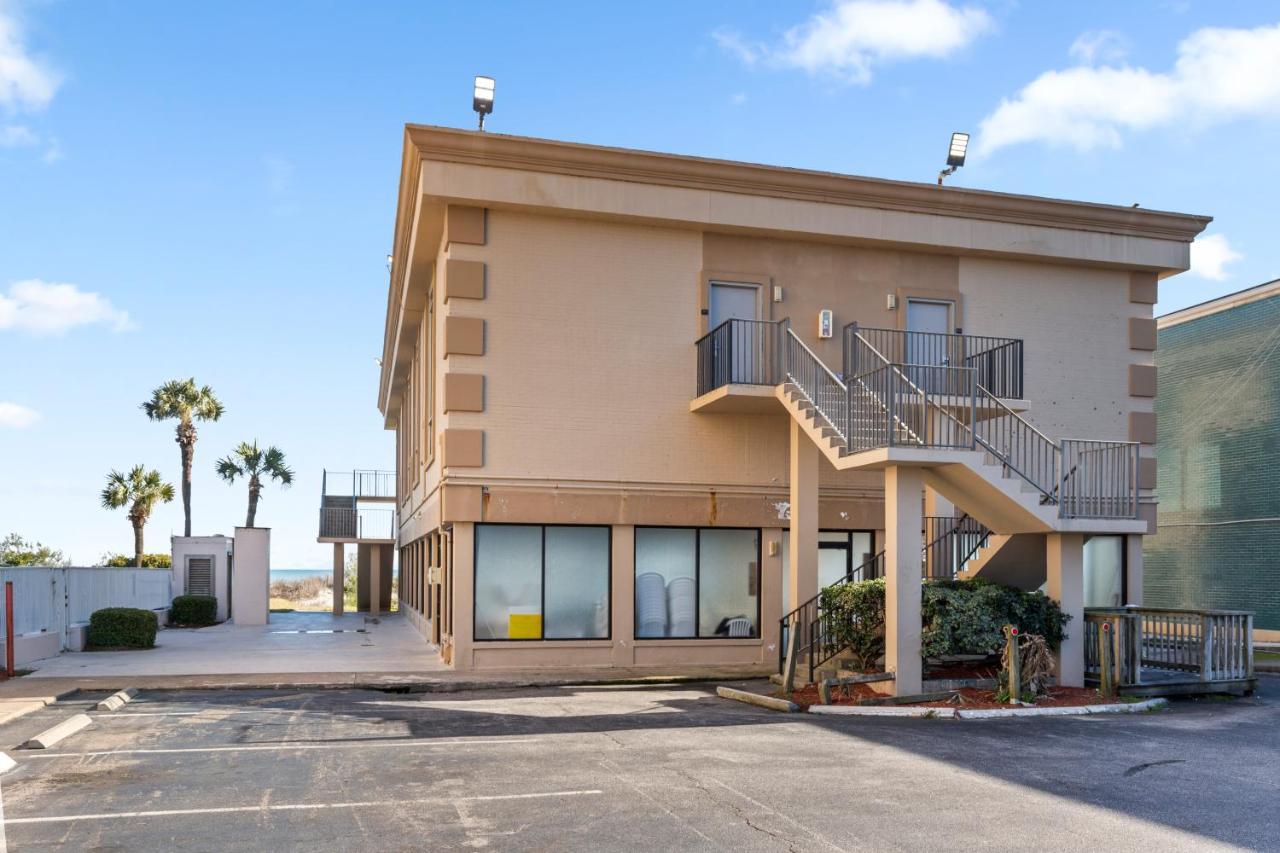 Ocean Crest Inn And Suites Myrtle Beach Exterior foto